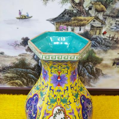 Bình lục giác họa tiết tứ quý
